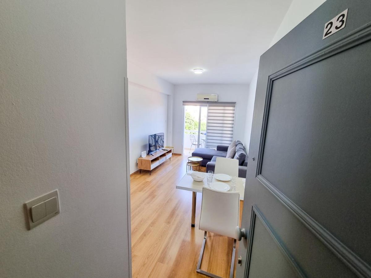Springfield Park Apartment Ларнака Екстериор снимка