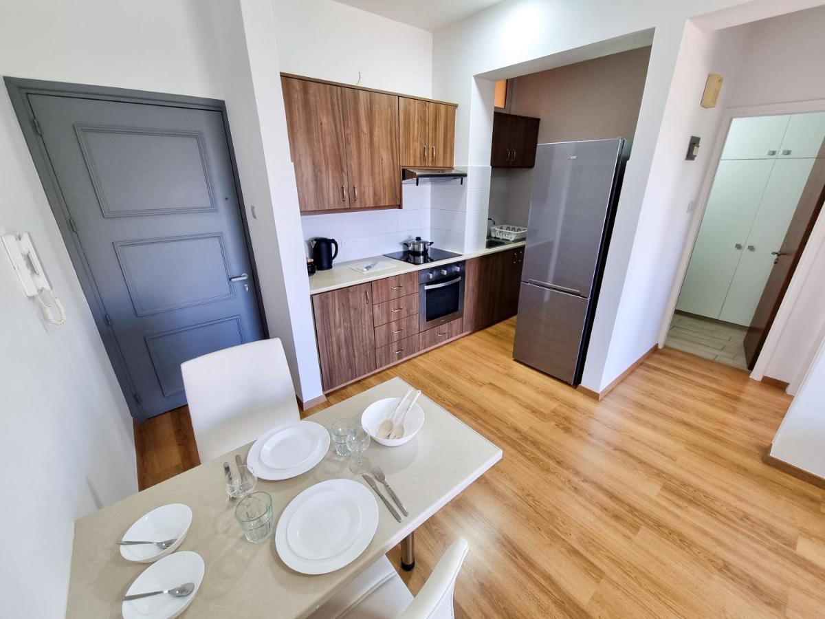 Springfield Park Apartment Ларнака Екстериор снимка